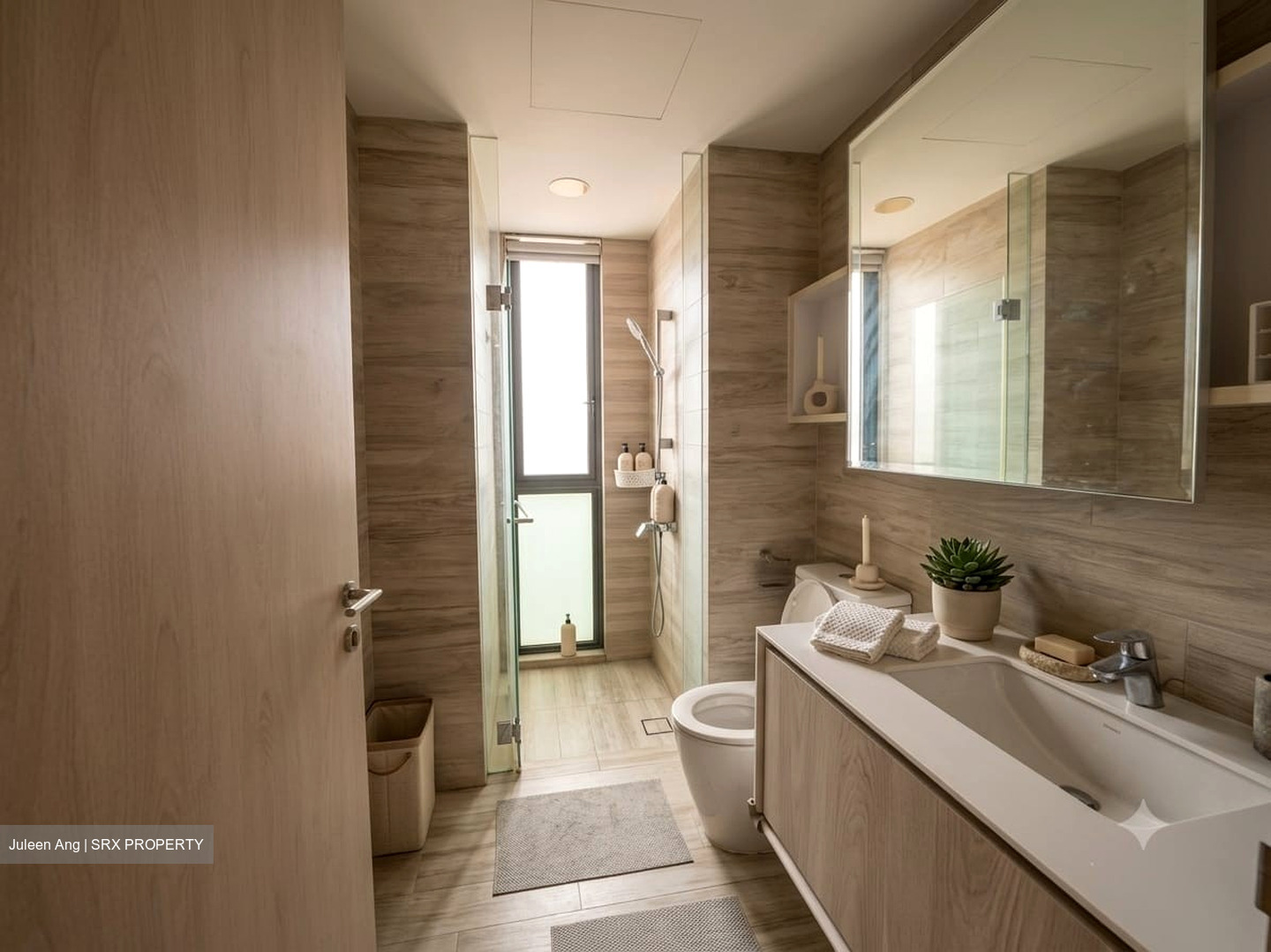 J Gateway (D22), Condominium #606321171